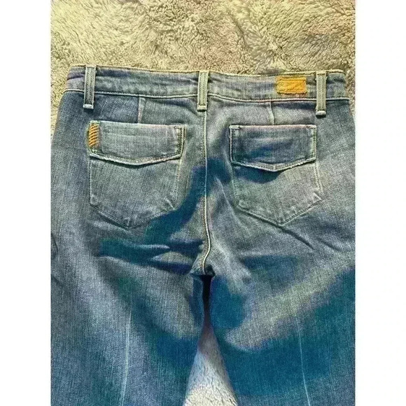 Paige cropped Jean with flap back pockets - size 26 - Picture 1 of 6